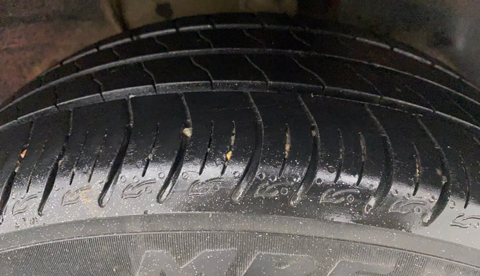 2021 Tata ALTROZ XZ PETROL, Petrol, Manual, 34,162 km, Left Rear Tyre Tread