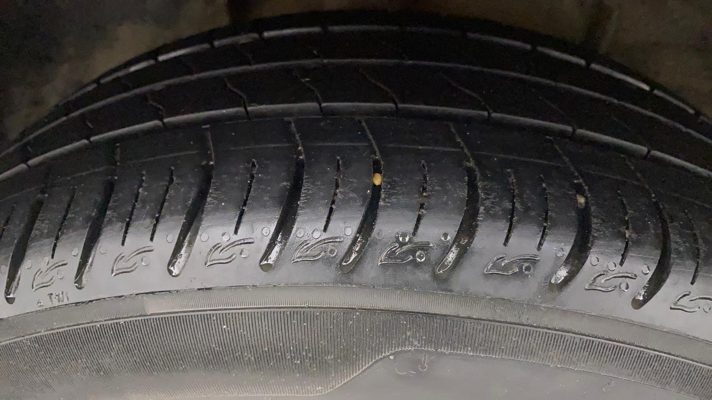 2021 Tata ALTROZ XZ PETROL, Petrol, Manual, 34,162 km, Right Rear Tyre Tread