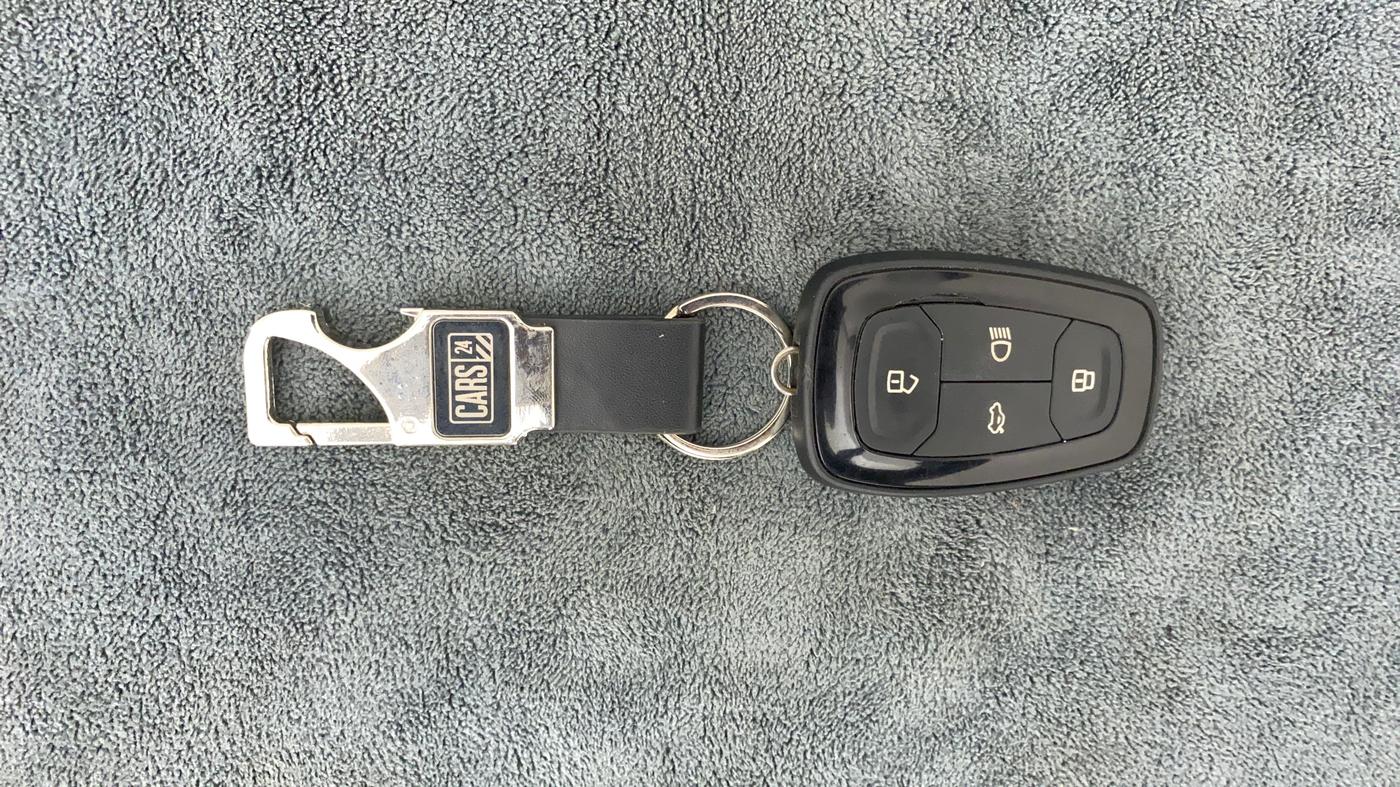 2021 Tata ALTROZ XZ PETROL, Petrol, Manual, 34,162 km, Key Close Up