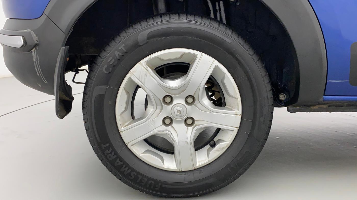 2019 Renault TRIBER RXZ, Petrol, Manual, 12,613 km, Right Rear Wheel
