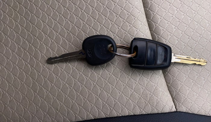 2020 Hyundai NEW SANTRO SPORTZ MT, Petrol, Manual, 47,922 km, Key Close Up