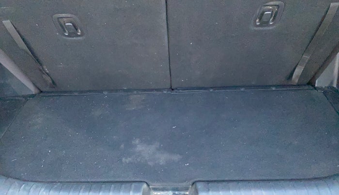 2024 KIA CARENS PREMIUM 1.5 PETROL 7 STR, Petrol, Manual, 20,724 km, Boot Inside