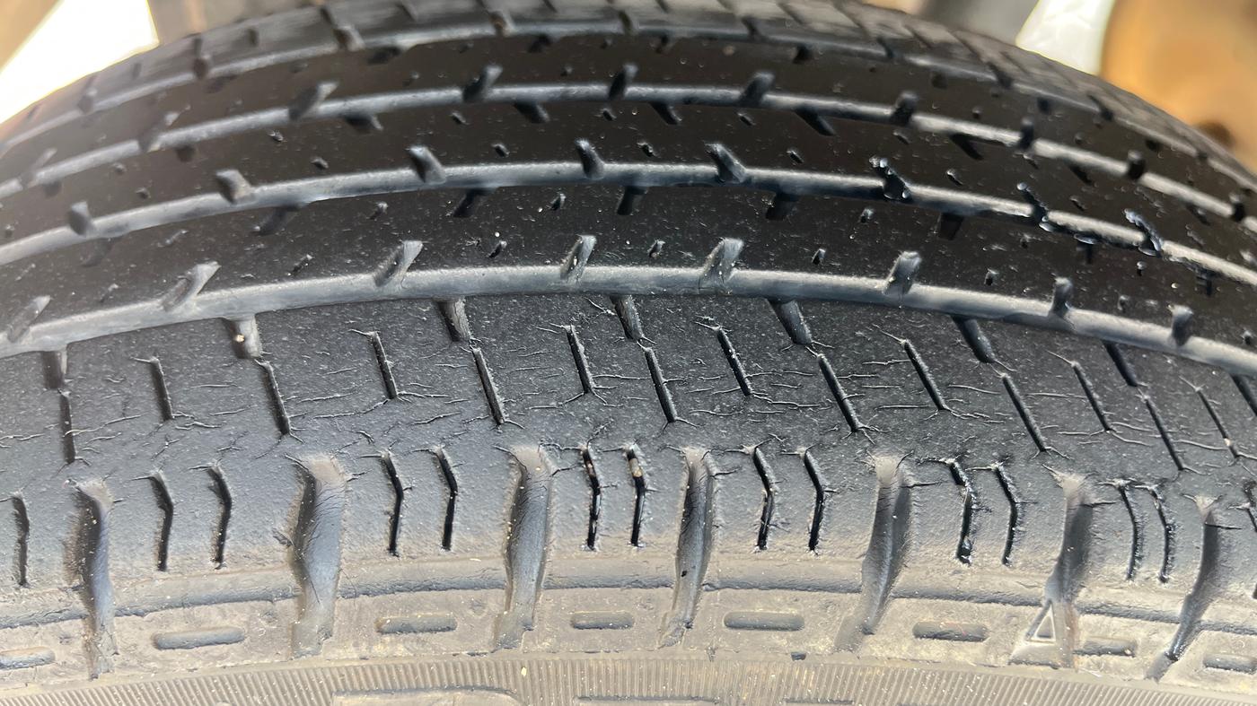 2019 Maruti Alto K10 VXI (O) AMT, Petrol, Automatic, 37,873 km, Right Rear Tyre Tread