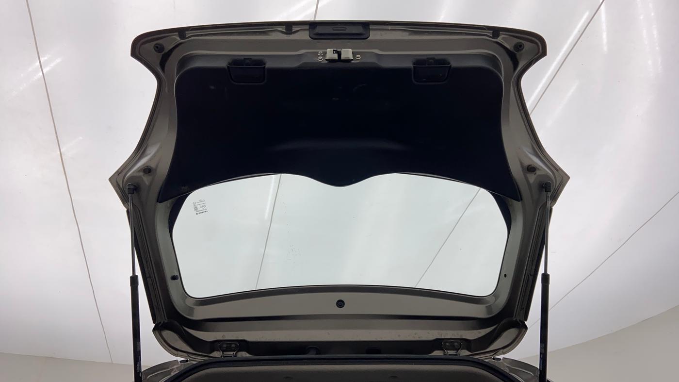 2019 Maruti Swift VXI AMT, Petrol, Automatic, 31,286 km, Boot Door Open