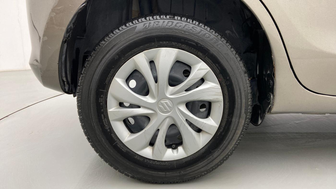 2019 Maruti Swift VXI AMT, Petrol, Automatic, 31,286 km, Right Rear Wheel