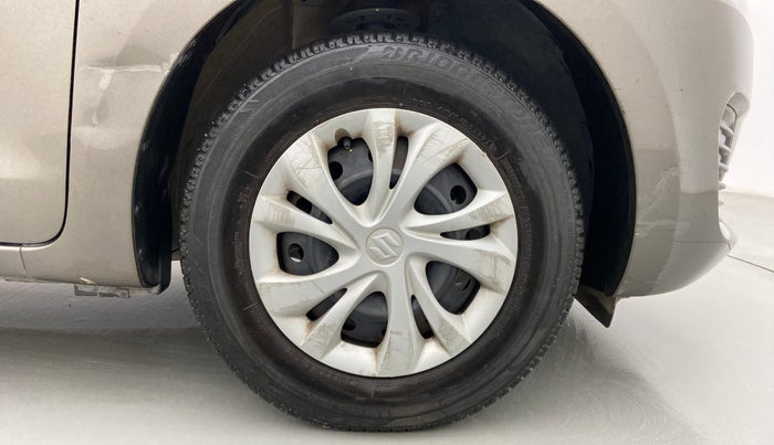 2019 Maruti Swift VXI AMT, Petrol, Automatic, 31,286 km, Right Front Wheel