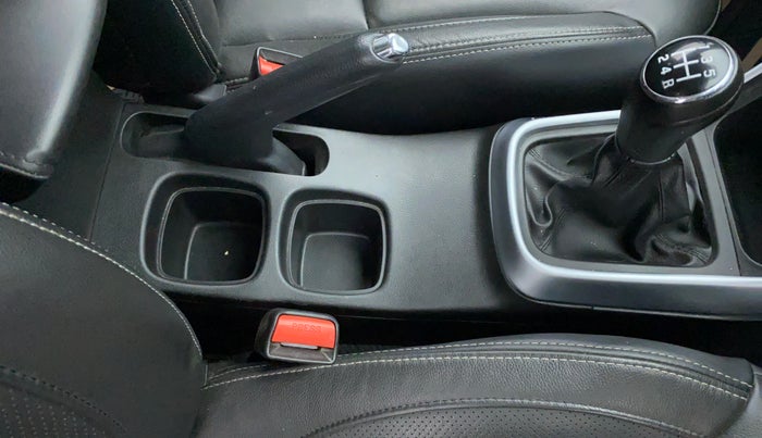 2020 Maruti S Cross ALPHA 1.5 SMART HYBRID, Petrol, Manual, 48,033 km, Gear Lever