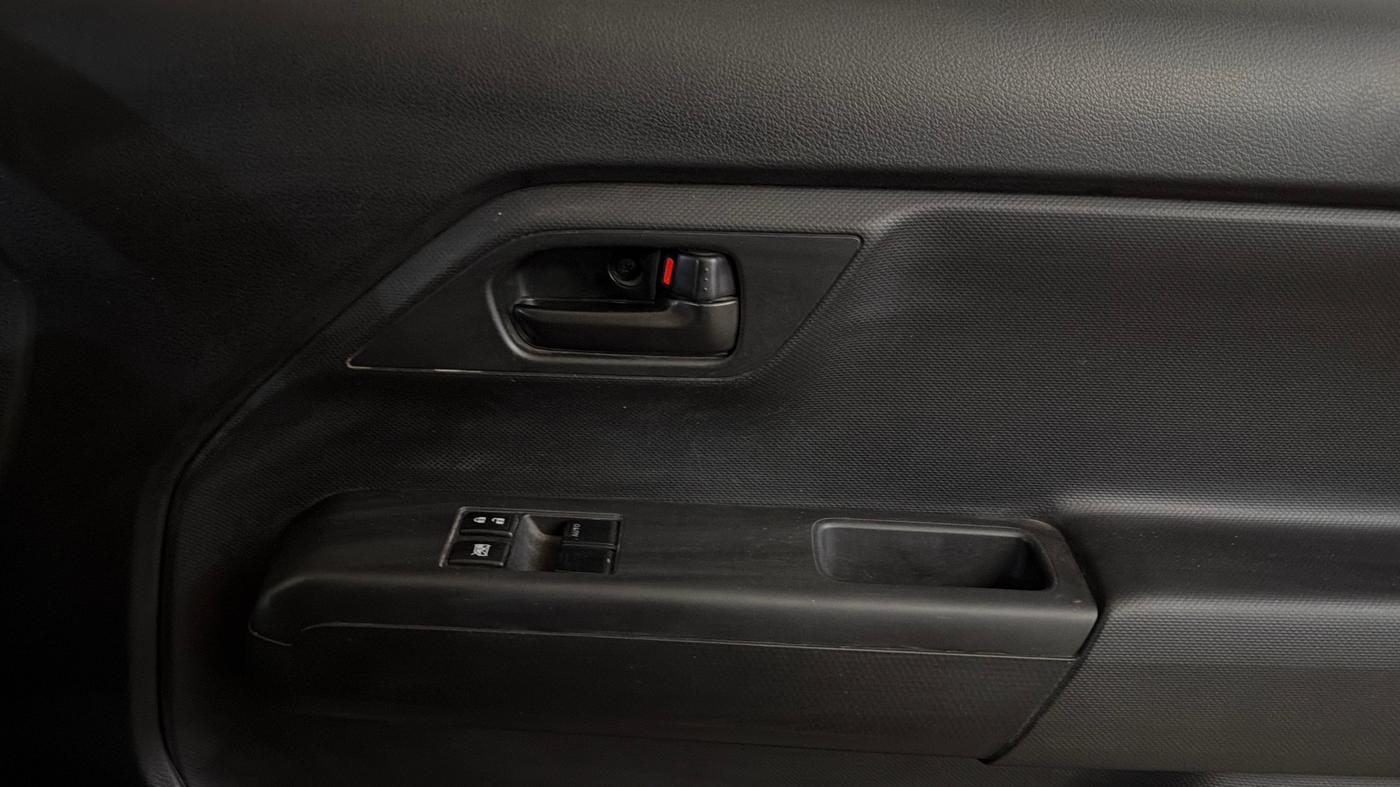 2023 Maruti New Wagon-R LXI 1.0, Petrol, Manual, 5,488 km, Driver Side Door Panels Control