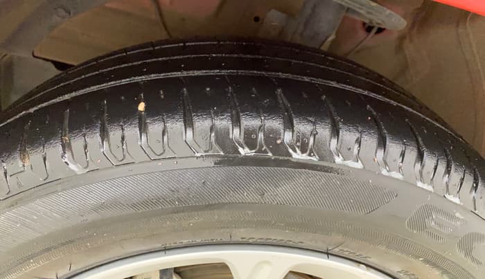 2022 Maruti Swift ZXI AMT, Petrol, Automatic, 47,294 km, Left Front Tyre Tread