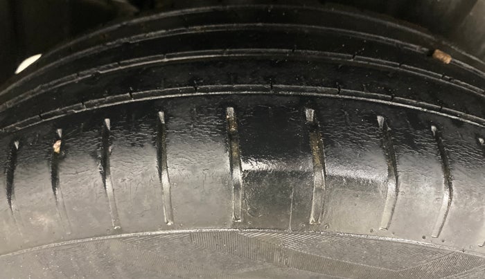 2023 Maruti Baleno DELTA PETROL 1.2, Petrol, Manual, 81,368 km, Right Rear Tyre Tread