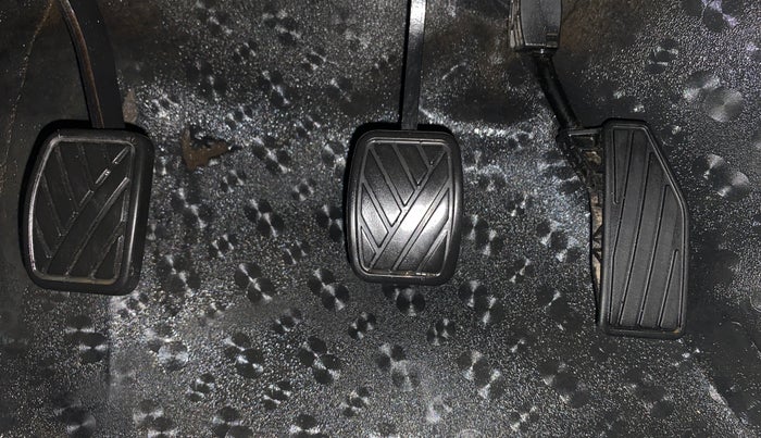 2023 Maruti Baleno DELTA PETROL 1.2, Petrol, Manual, 81,368 km, Pedals