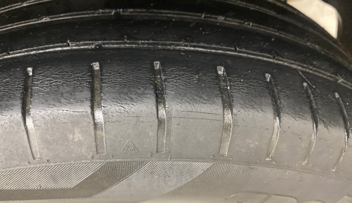 2023 Maruti Baleno DELTA PETROL 1.2, Petrol, Manual, 81,368 km, Left Rear Tyre Tread