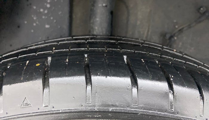 2022 Tata PUNCH ACCOMPLISHED DAZZLE PACK MT, Petrol, Manual, 22,921 km, Right Rear Tyre Tread
