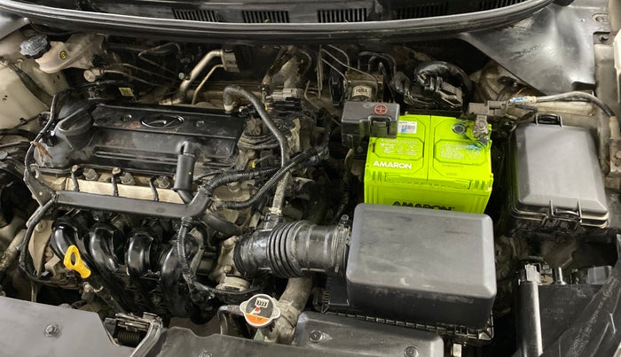 2016 Hyundai Elite i20 ASTA 1.2, Petrol, Manual, 28,607 km, Engine View - Left