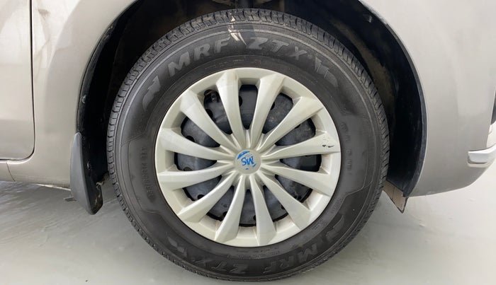 2017 Maruti Dzire VXI, Petrol, Manual, 49,948 km, Right Front Wheel
