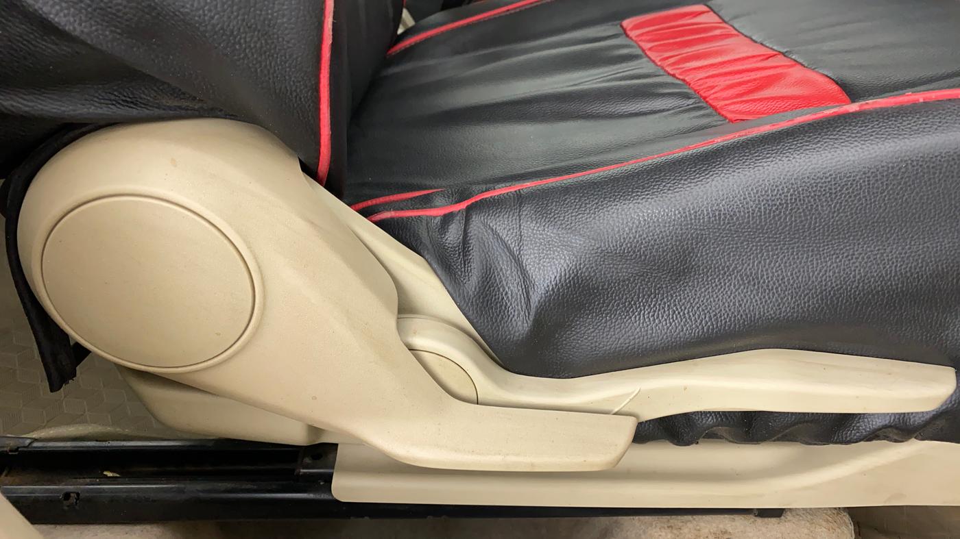 2017 Maruti Dzire VXI, Petrol, Manual, 49,948 km, Driver Side Adjustment Panel