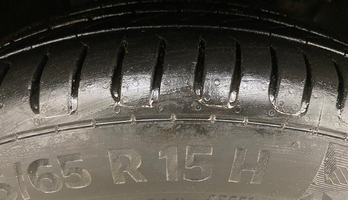 2018 Tata TIGOR XZ PLUS PETROL, Petrol, Manual, 72,637 km, Right Front Tyre Tread