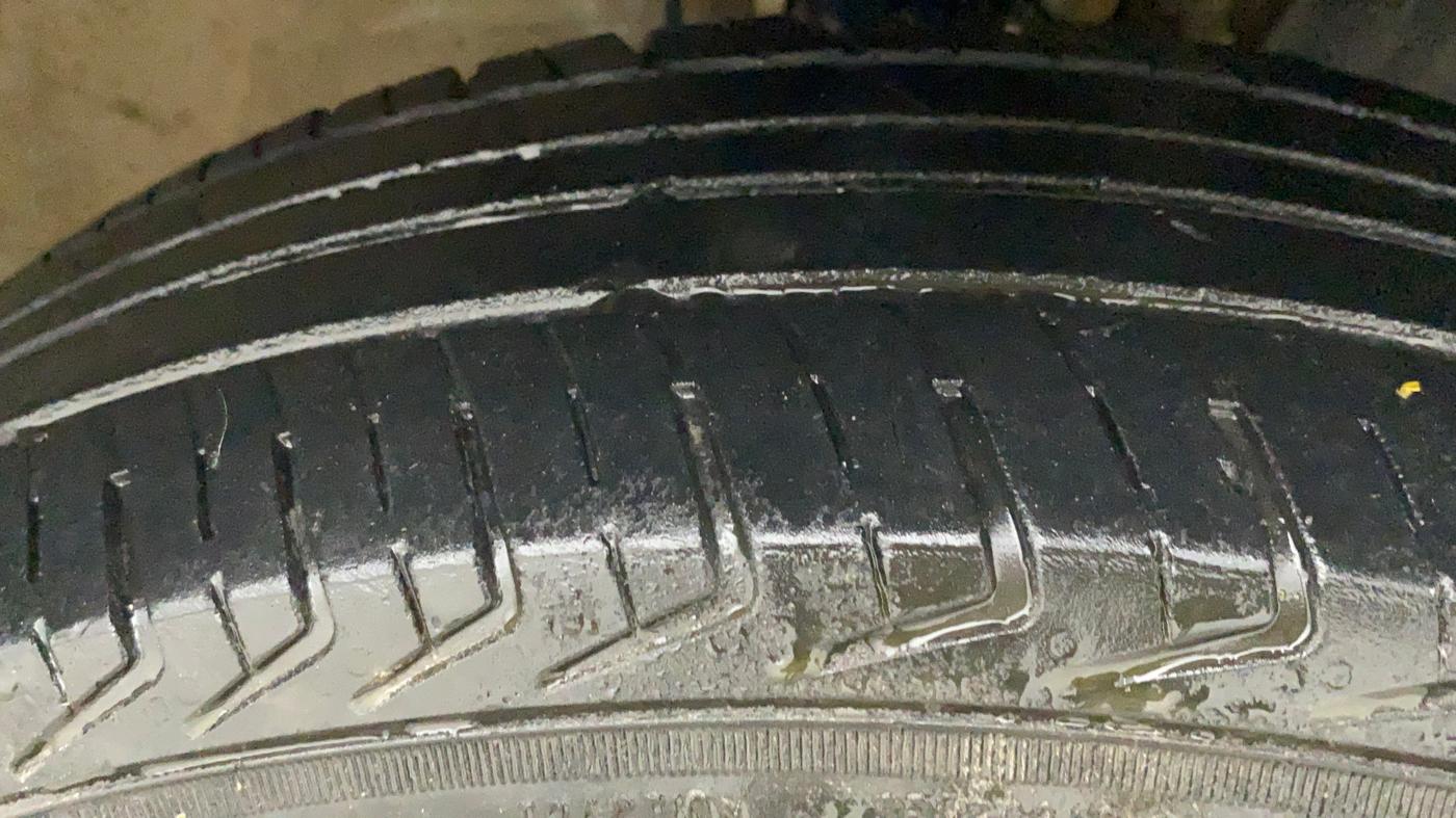 2022 Maruti New Wagon-R LXI CNG 1.0, CNG, Manual, 29,469 km, Right Front Tyre Tread