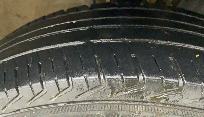 2022 Maruti New Wagon-R LXI CNG 1.0, CNG, Manual, 29,469 km, Right Front Tyre Tread