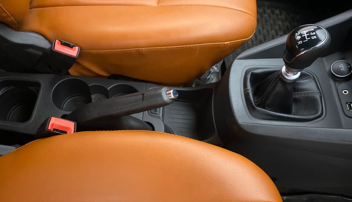 2021 Ford FREESTYLE TITANIUM 1.5 TDCI, Diesel, Manual, 58,247 km, Gear Lever