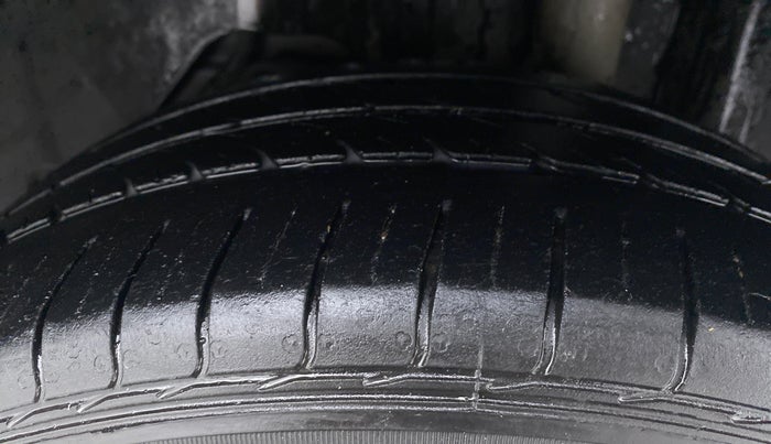 2021 Ford FREESTYLE TITANIUM 1.5 TDCI, Diesel, Manual, 58,247 km, Left Rear Tyre Tread