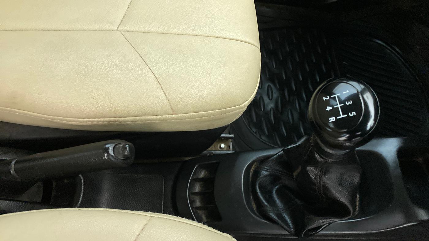 2017 Maruti Wagon R 1.0 LXI CNG, CNG, Manual, 66,924 km, Gear Lever