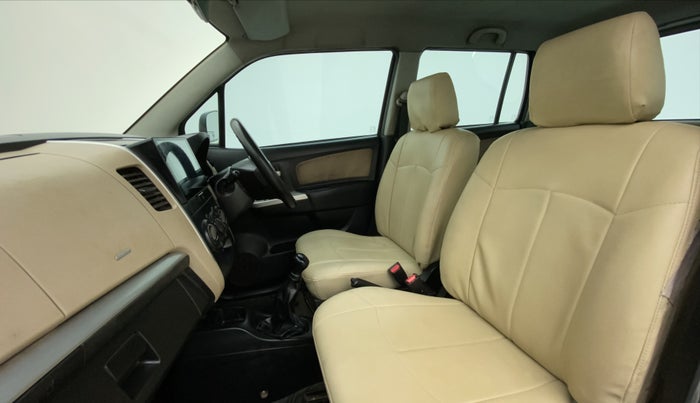 2017 Maruti Wagon R 1.0 LXI CNG, CNG, Manual, 66,924 km, Right Side Front Door Cabin