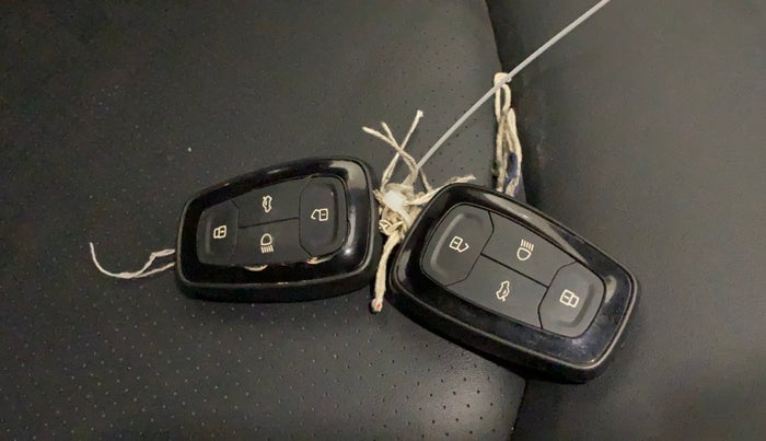 2021 Tata NEXON XZ PLUS PETROL DARK EDITION, Petrol, Manual, 53,368 km, Key Close Up