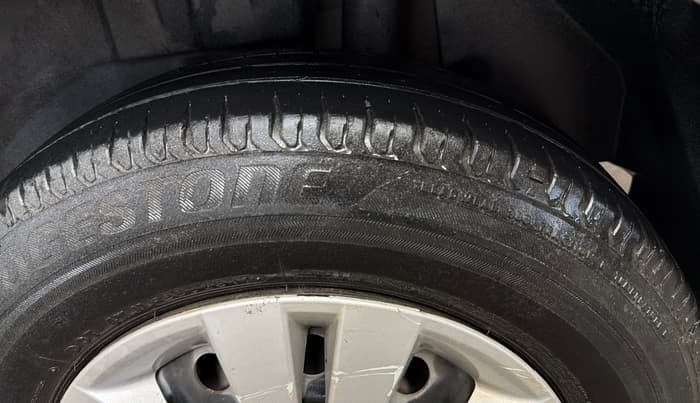 2017 Maruti Dzire VXI, Petrol, Manual, 31,746 km, Left Rear Tyre Tread