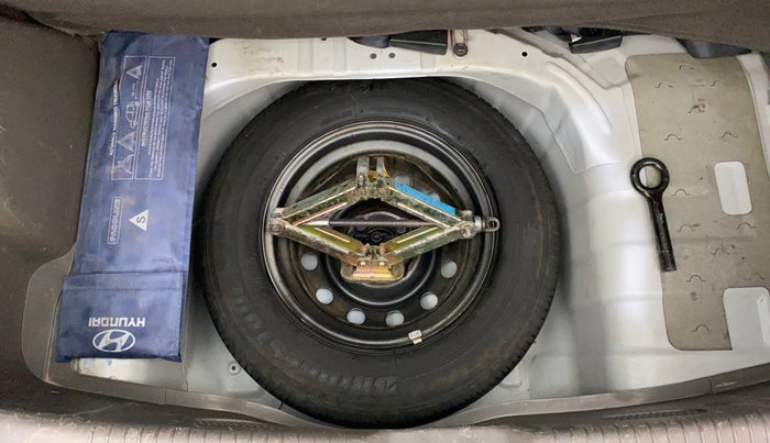 2016 Hyundai i10 MAGNA 1.1, Petrol, Manual, 49,819 km, Spare Tyre