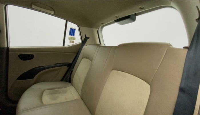 2016 Hyundai i10 MAGNA 1.1, Petrol, Manual, 49,819 km, Right Side Rear Door Cabin