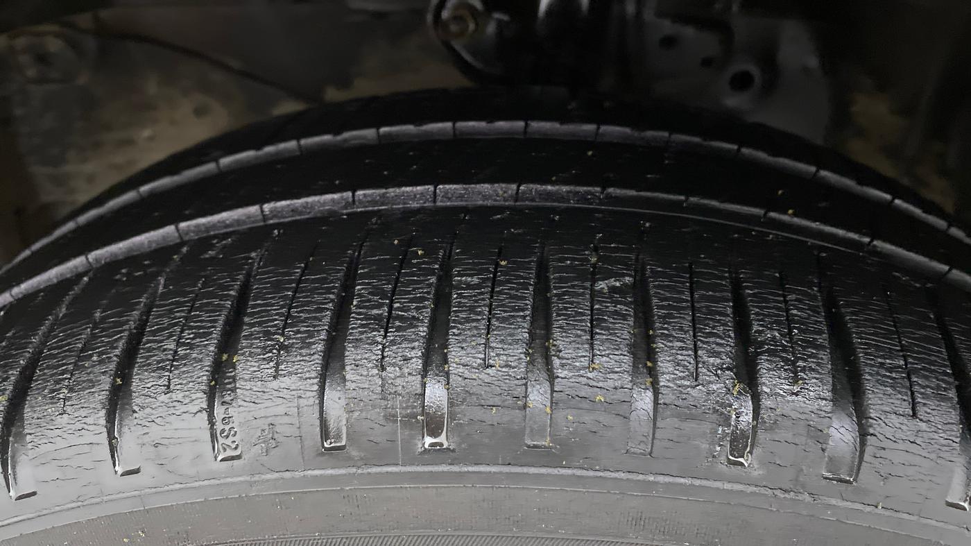 2014 Honda Amaze 1.2L I-VTEC S, Petrol, Manual, 69,560 km, Left Front Tyre Tread
