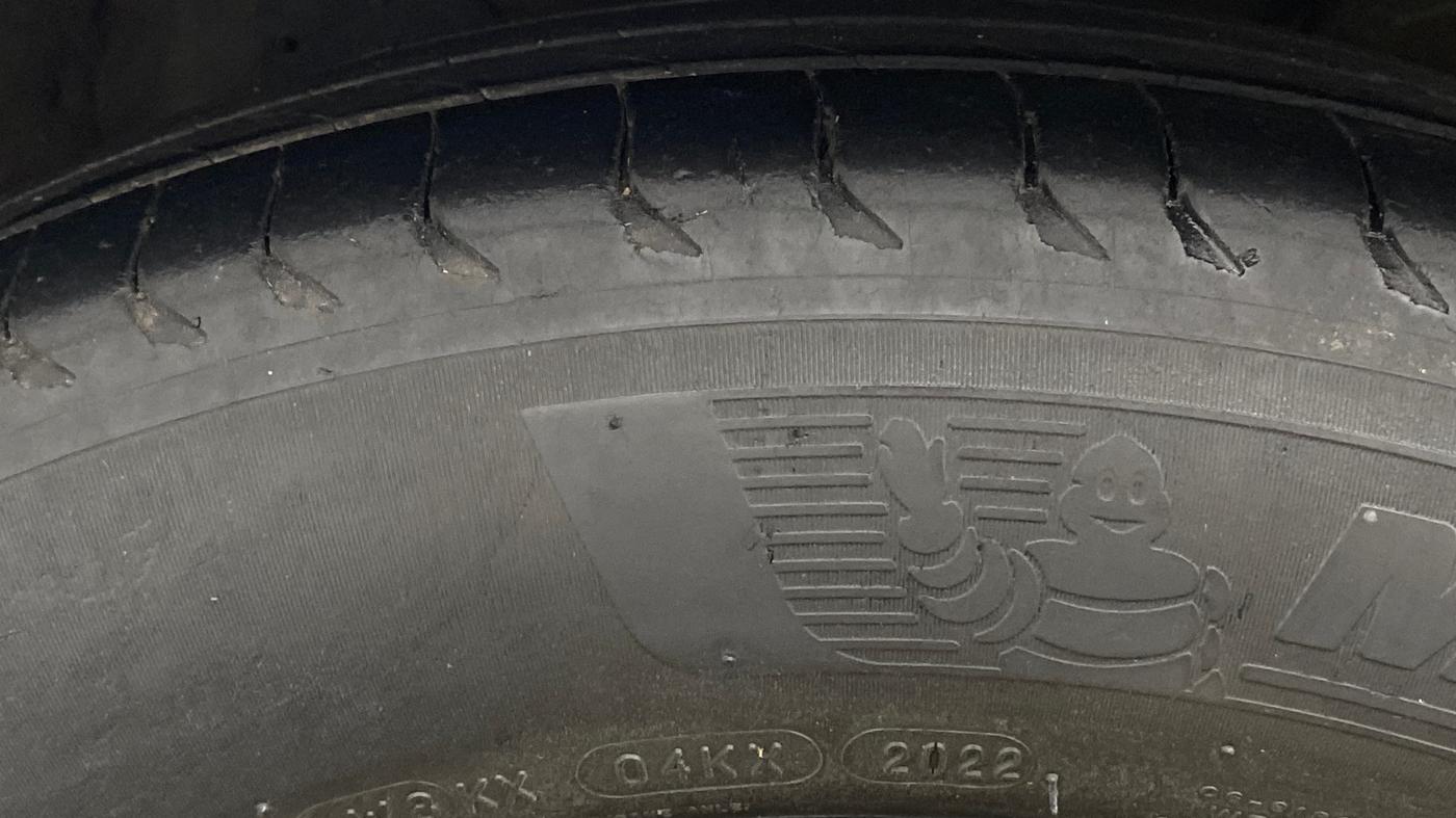 2020 KIA SELTOS GTX PLUS DCT 1.4 PETROL, Petrol, Automatic, 1,08,662 km, Left Front Tyre Tread