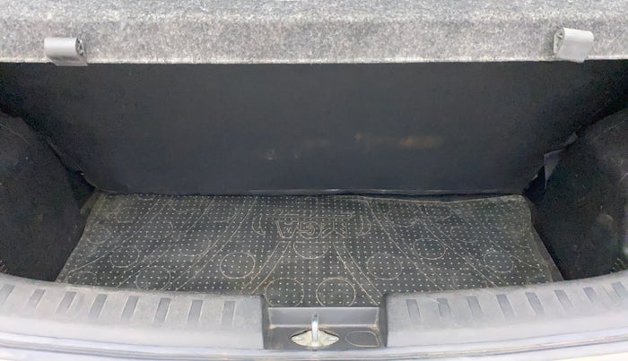 2012 Maruti Swift ZDI, Diesel, Manual, 33,461 km, Boot Inside