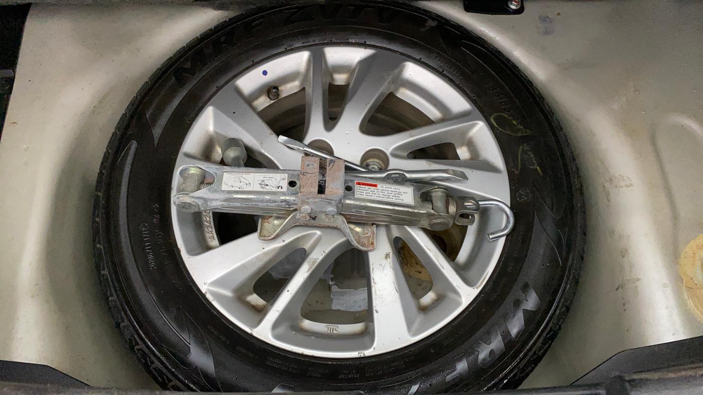 2012 Maruti Swift ZDI, Diesel, Manual, 33,461 km, Spare Tyre