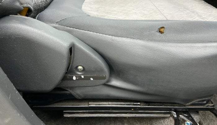 2018 Maruti Alto 800 LXI, Petrol, Manual, 18,750 km, Driver Side Adjustment Panel