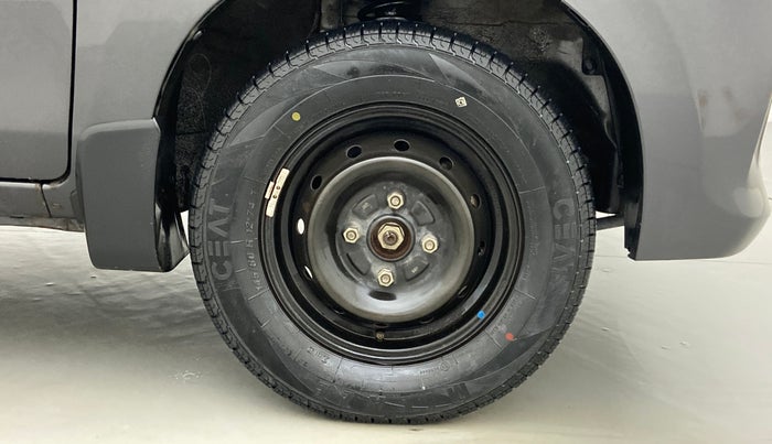 2018 Maruti Alto 800 LXI, Petrol, Manual, 18,750 km, Right Front Wheel