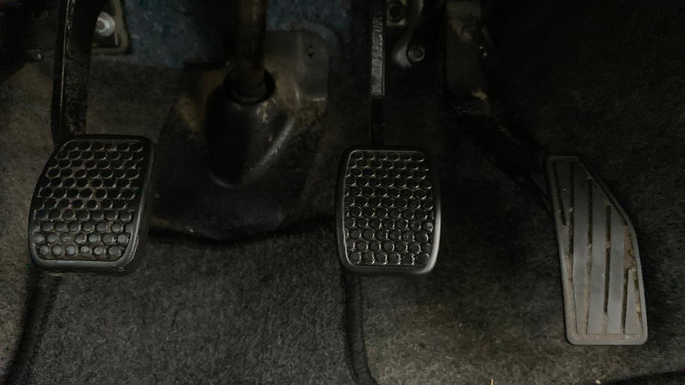 2018 Maruti Alto 800 LXI, Petrol, Manual, 18,750 km, Pedals