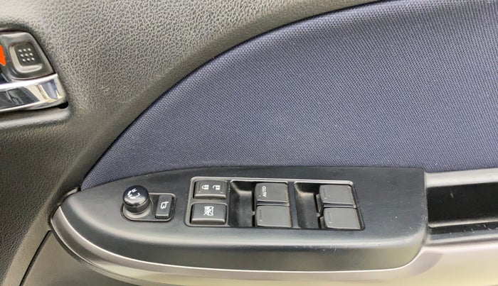 2021 Toyota Glanza G, Petrol, Manual, 33,172 km, Driver Side Door Panels Control