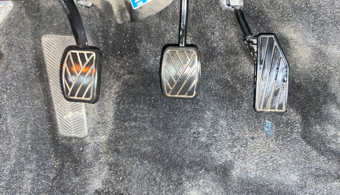 2021 Toyota Glanza G, Petrol, Manual, 33,172 km, Pedals