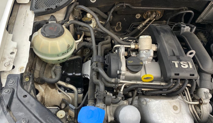 2019 Volkswagen Vento HIGHLINE PLUS 1.2 AT 16 ALLOY, Petrol, Automatic, 89,842 km, Engine View - Right