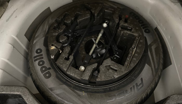 2019 Volkswagen Vento HIGHLINE PLUS 1.2 AT 16 ALLOY, Petrol, Automatic, 89,842 km, Spare Tyre