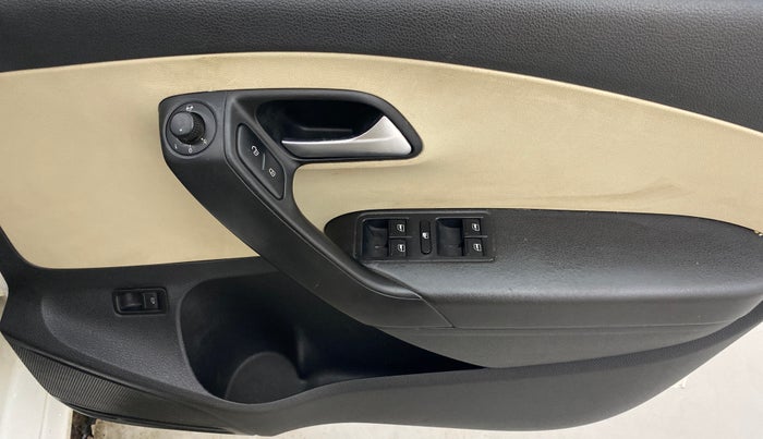 2019 Volkswagen Vento HIGHLINE PLUS 1.2 AT 16 ALLOY, Petrol, Automatic, 89,842 km, Driver Side Door Panels Control