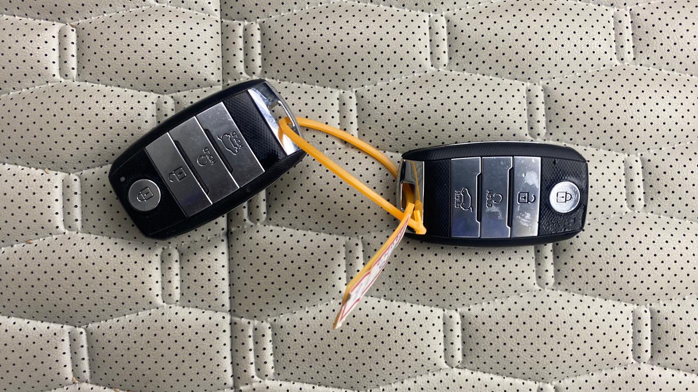 2022 KIA SELTOS HTX 1.5 PETROL, Petrol, Manual, 24,681 km, Key Close Up