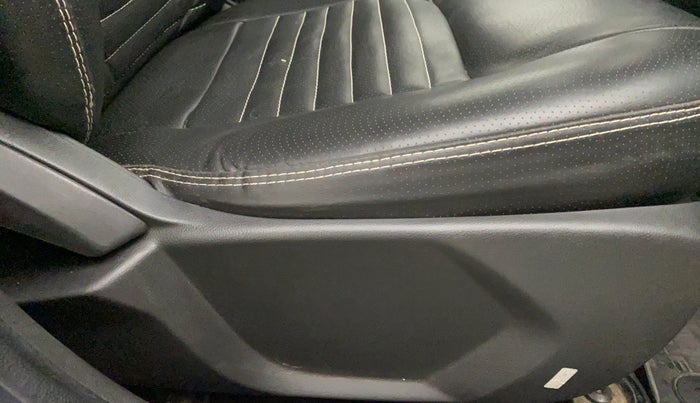 2018 Ford FREESTYLE TREND 1.2 PETROL, Petrol, Manual, 33,314 km, Driver Side Adjustment Panel
