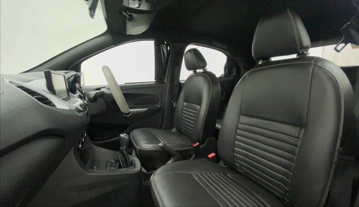 2018 Ford FREESTYLE TREND 1.2 PETROL, Petrol, Manual, 33,314 km, Right Side Front Door Cabin