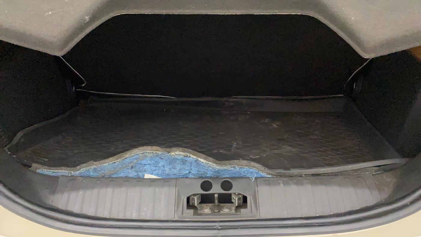 2018 Ford FREESTYLE TREND 1.2 PETROL, Petrol, Manual, 33,314 km, Boot Inside