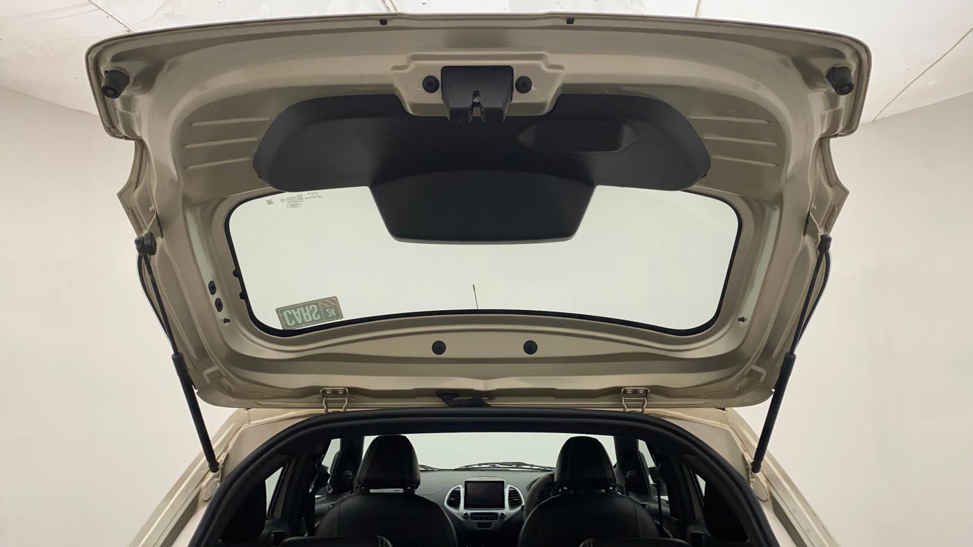 2018 Ford FREESTYLE TREND 1.2 PETROL, Petrol, Manual, 33,314 km, Boot Door Open