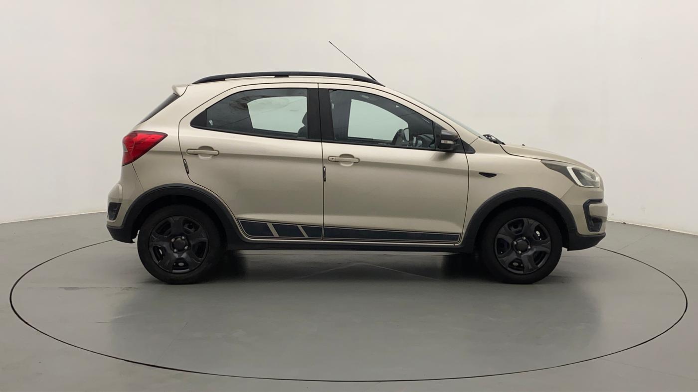 2018 Ford FREESTYLE TREND 1.2 PETROL, Petrol, Manual, 33,314 km, Right Side
