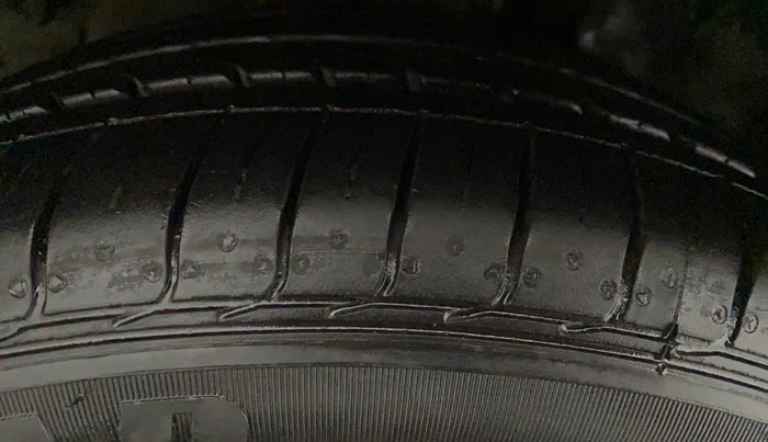 2018 Ford FREESTYLE TREND 1.2 PETROL, Petrol, Manual, 33,314 km, Right Rear Tyre Tread